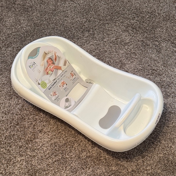 Infant Bath Tub with Support - White - Picture 1 of 4
